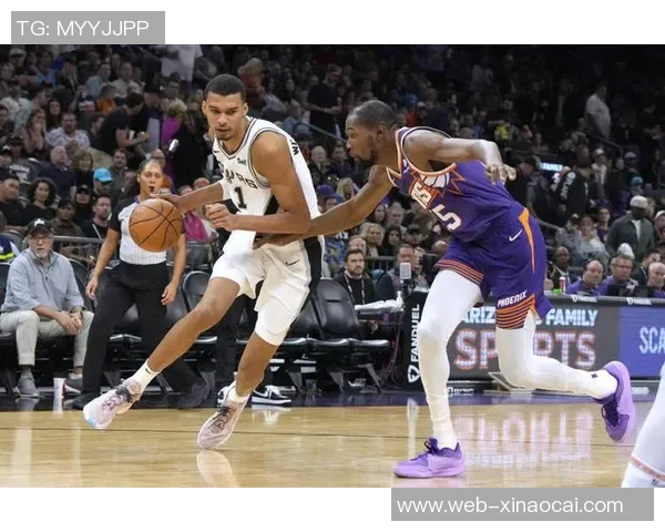 文班亚马新赛季表现惊艳场均20分10篮板3盖帽领跑最佳新秀竞争 文班亚马新赛季表现惊艳场均20分10篮板3盖帽领跑最佳新秀竞争